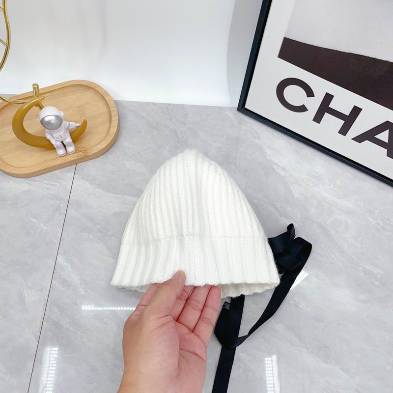 Chanel hat dx (2244)
