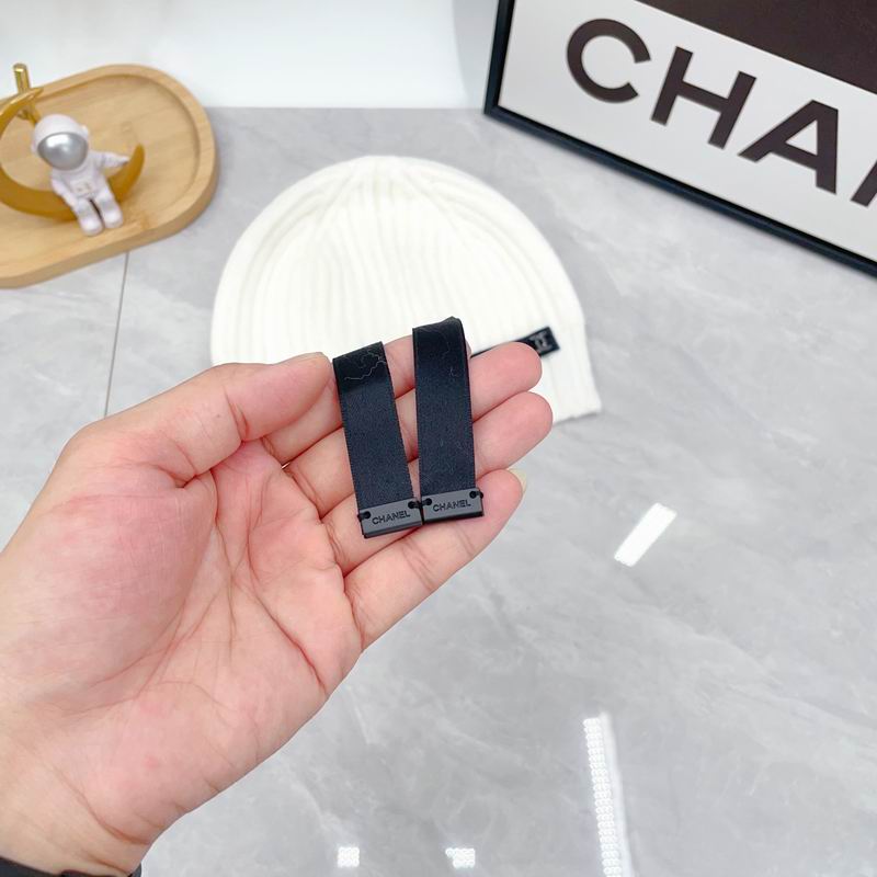 Chanel hat dx (2245)