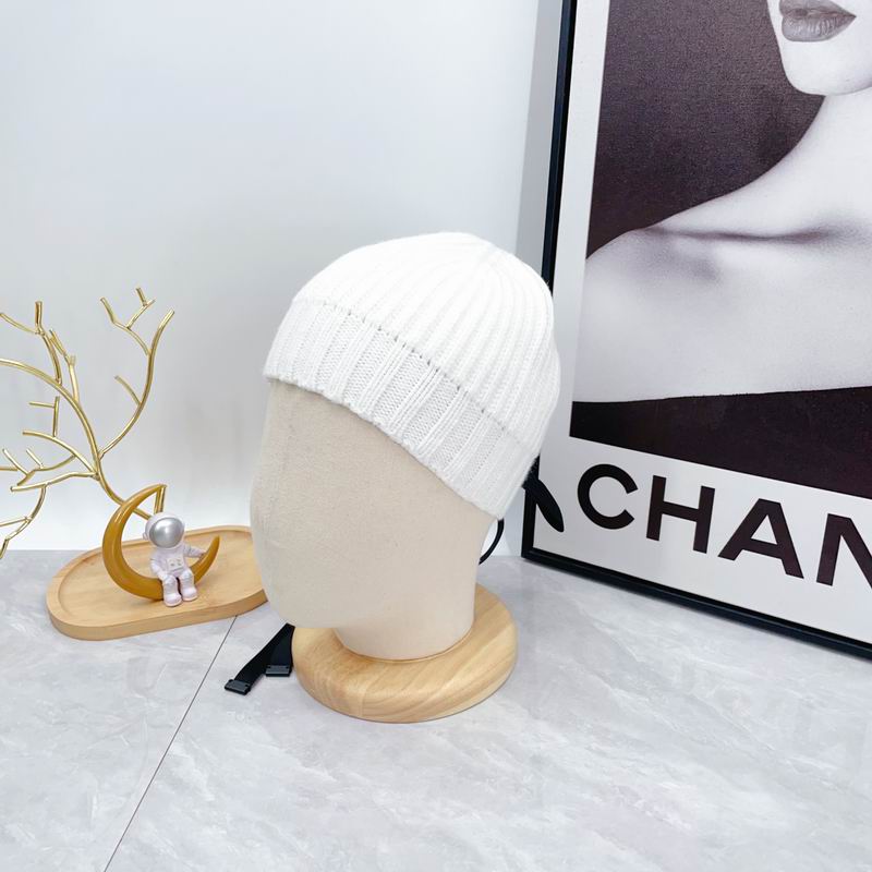 Chanel hat dx (2247)