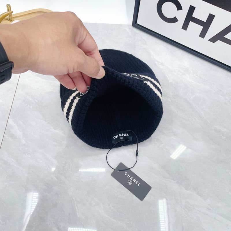 Chanel hat dx (2435)