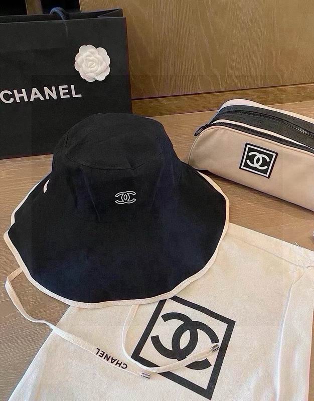 Chanel hat dx (400)