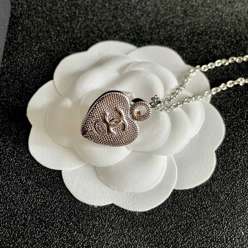 Chanel necklace 05yxh107 (9)