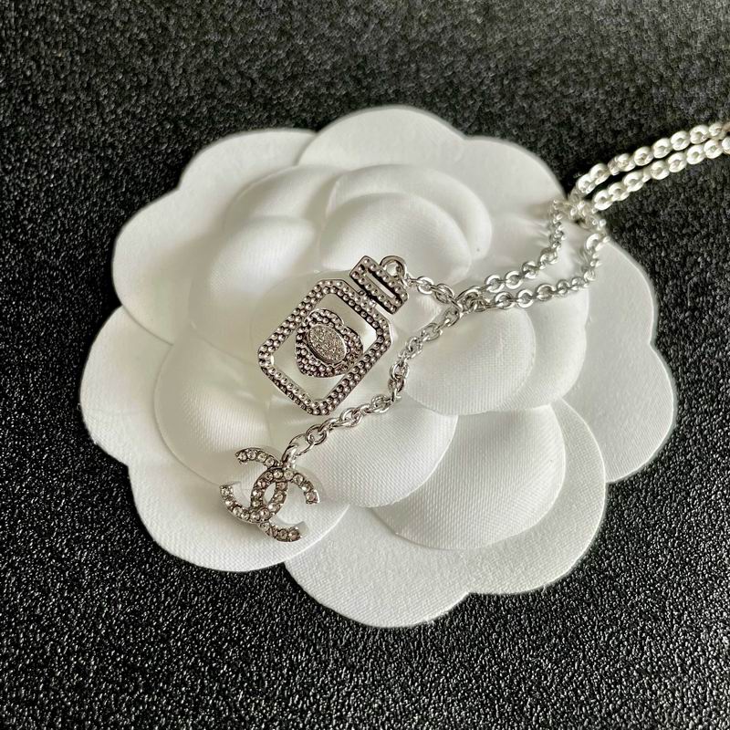 Chanel necklace 05yxh108 (5)