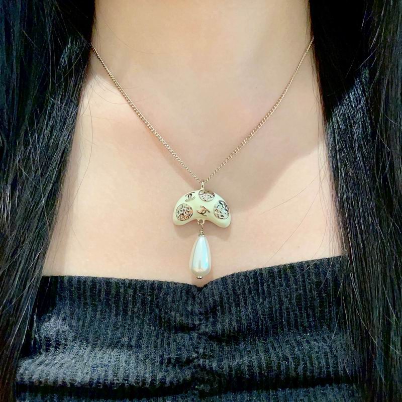Chanel necklace 05yxh17 (5)