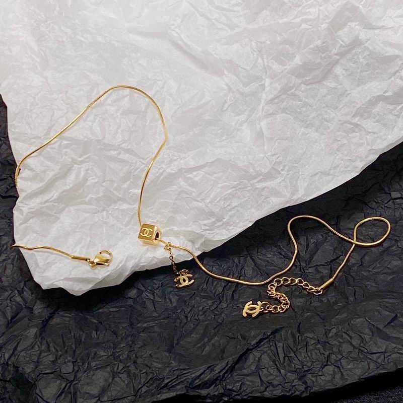Chanel necklace 05yxh23 (1)