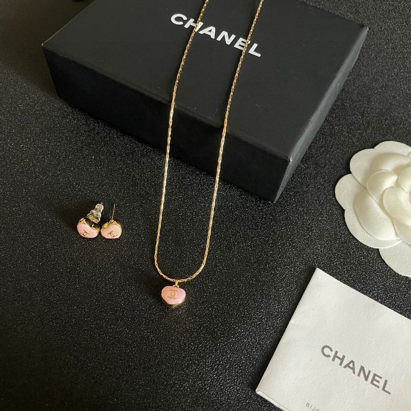 Chanel necklace 05yxh32 (16)