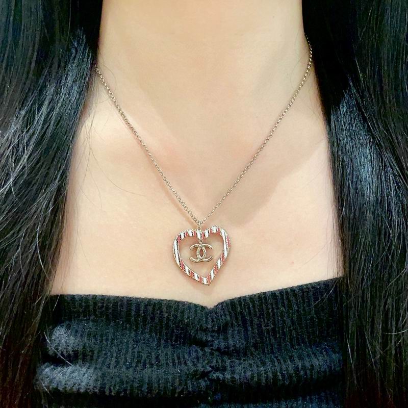 Chanel necklace 05yxh49 (5)
