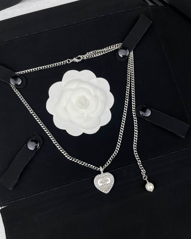 Chanel necklace 05yxh64 (1)