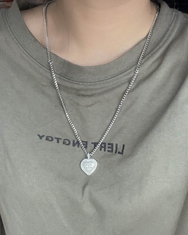 Chanel necklace 05yxh64 (7)