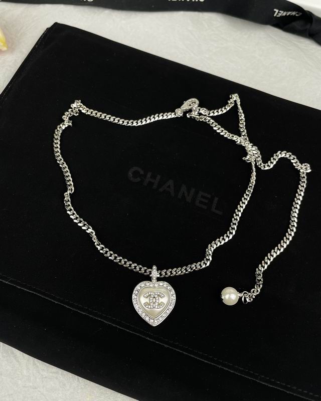 Chanel necklace 05yxh64 (9)