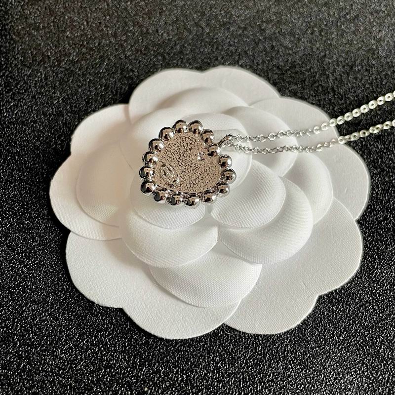 Chanel necklace 05yxh69 (5)