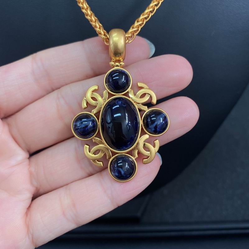 Chanel necklace 05yxh81 (3)