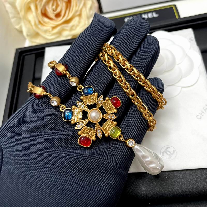 Chanel necklace 05yxh85 (5)