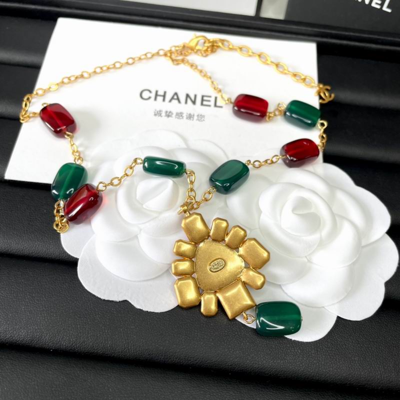 Chanel necklace 05yxh86 (3)
