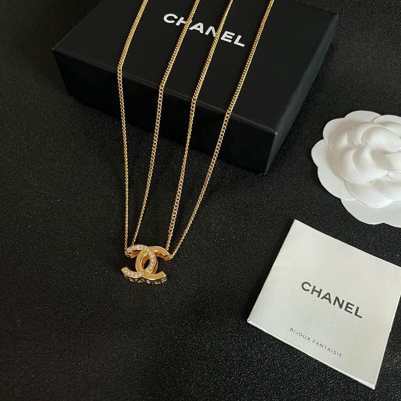 Chanel necklace 05yxh92 (1)