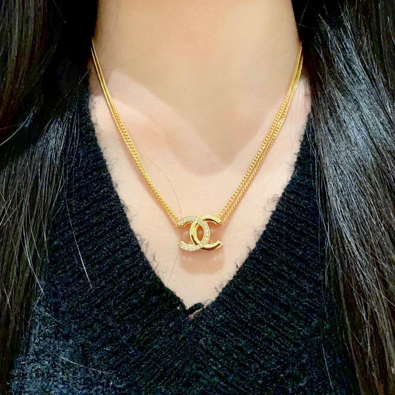 Chanel necklace 05yxh92 (5)