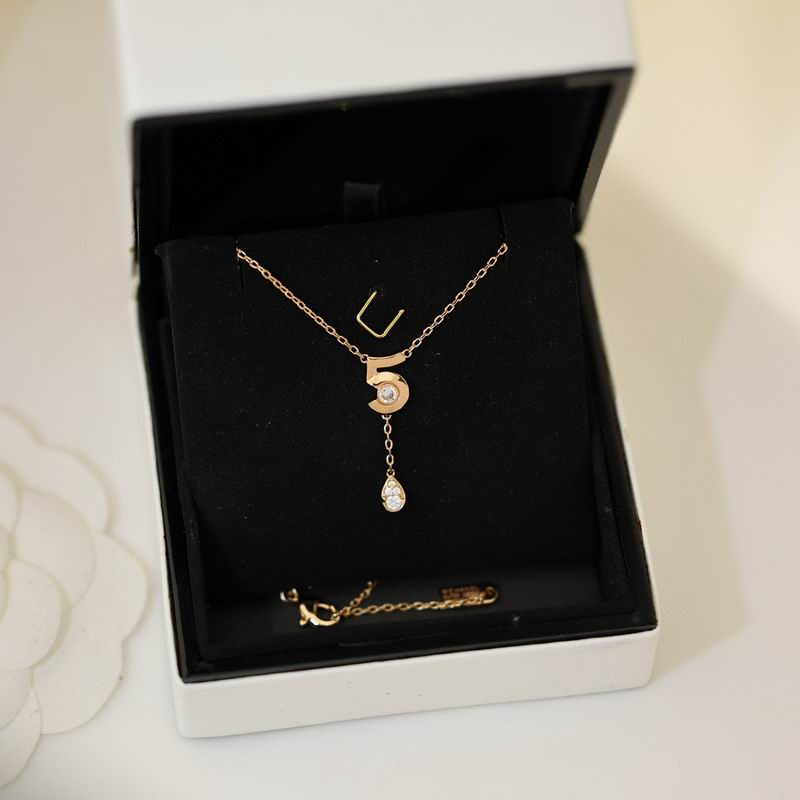 Chanel necklace 05yxh96 (2)