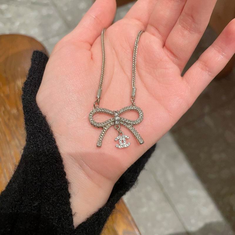 Chanel necklace 05yxh99 (6)