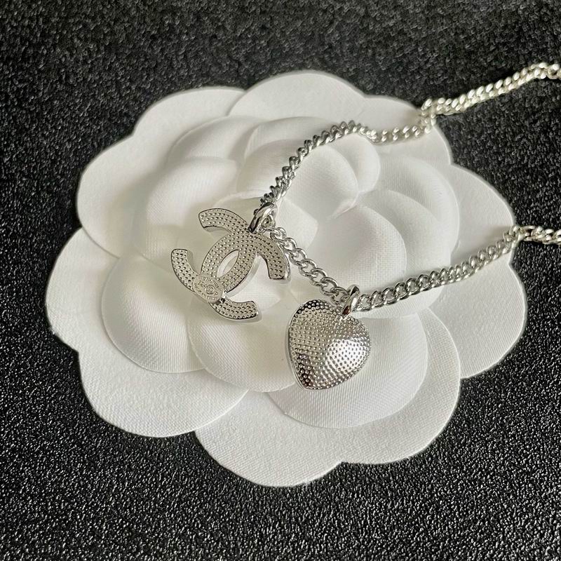 Chanel necklace 06yxh13 (6)