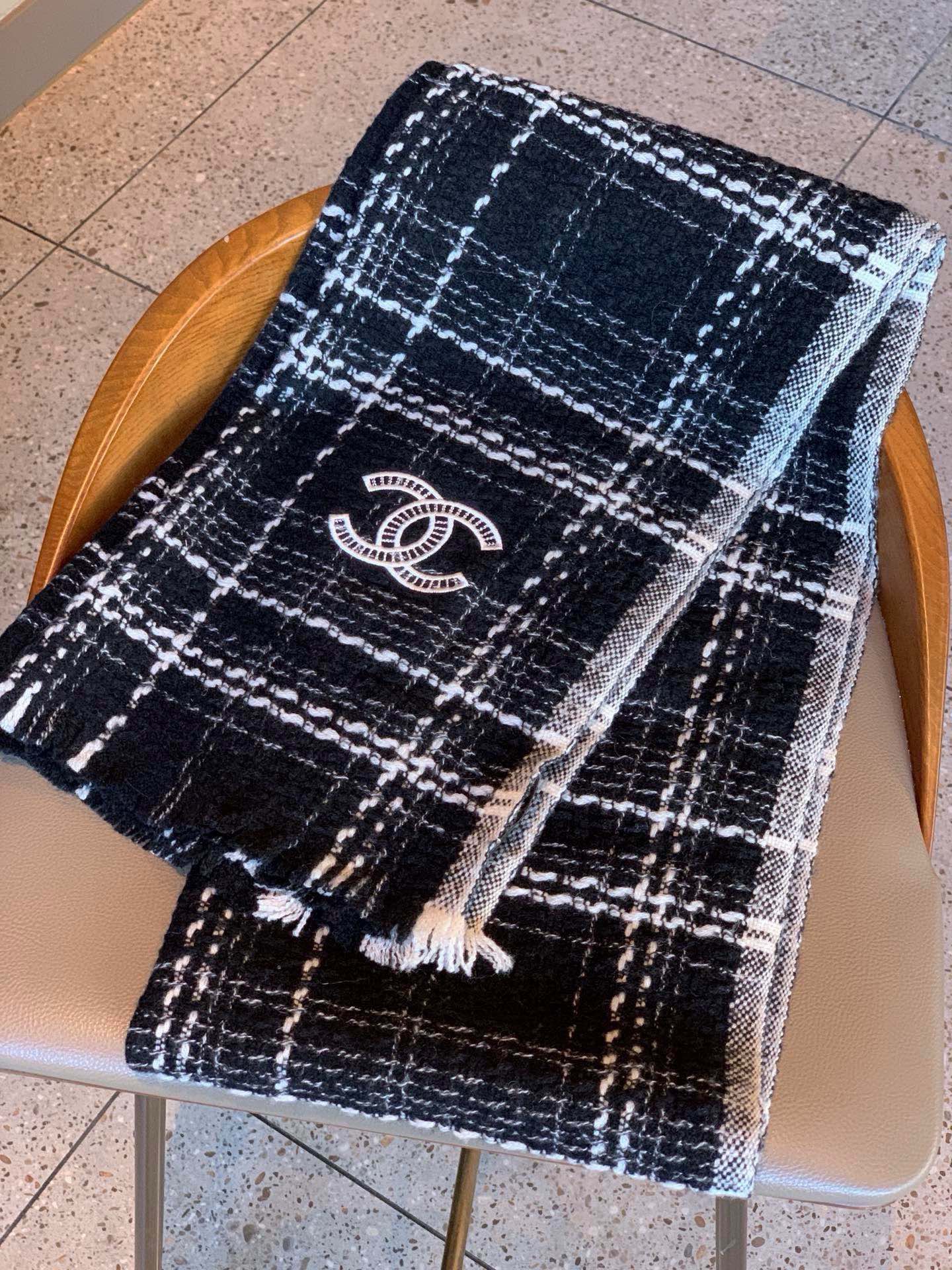 Chanel scarf 200X45cm 100%羊绒 E (4)