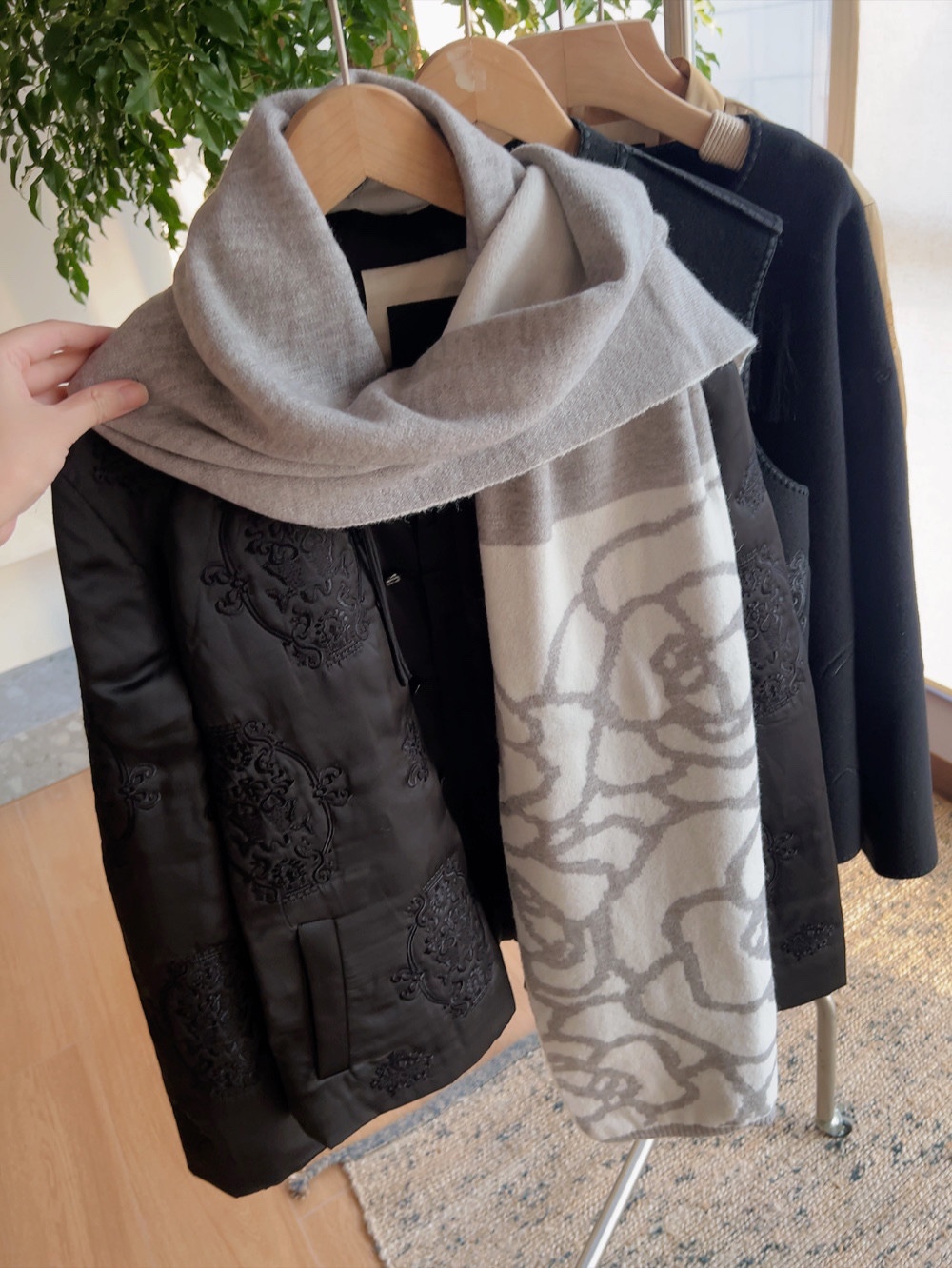 Chanel scarf 32X185cm 10%羊绒 90%羊毛 E (11)