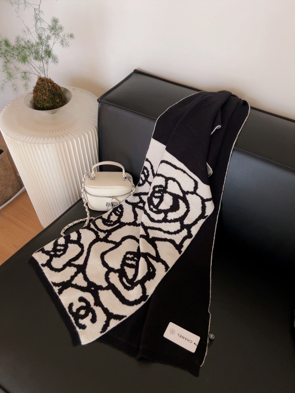 Chanel scarf 32X185cm 10%羊绒 90%羊毛 E (5)