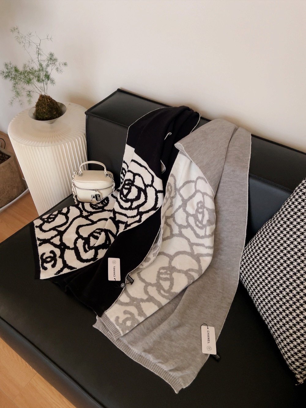 Chanel scarf 32X185cm 10%羊绒 90%羊毛 E (6)