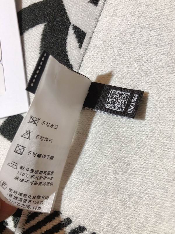 Chanel scarf 34X184cm 100%绵羊毛 E (20)