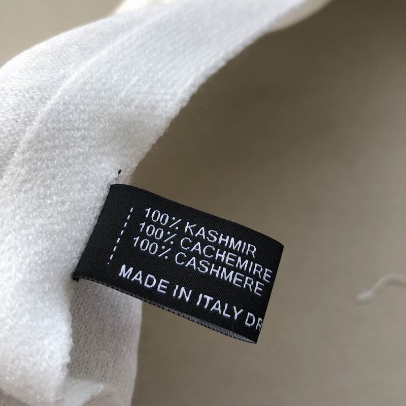 Chanel scarf 60%羊绒 40%真丝 E (11)