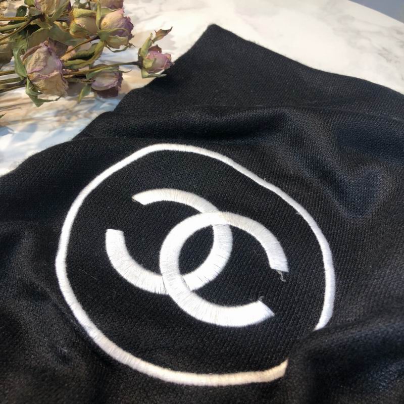 Chanel scarf 65X180cm E (1)