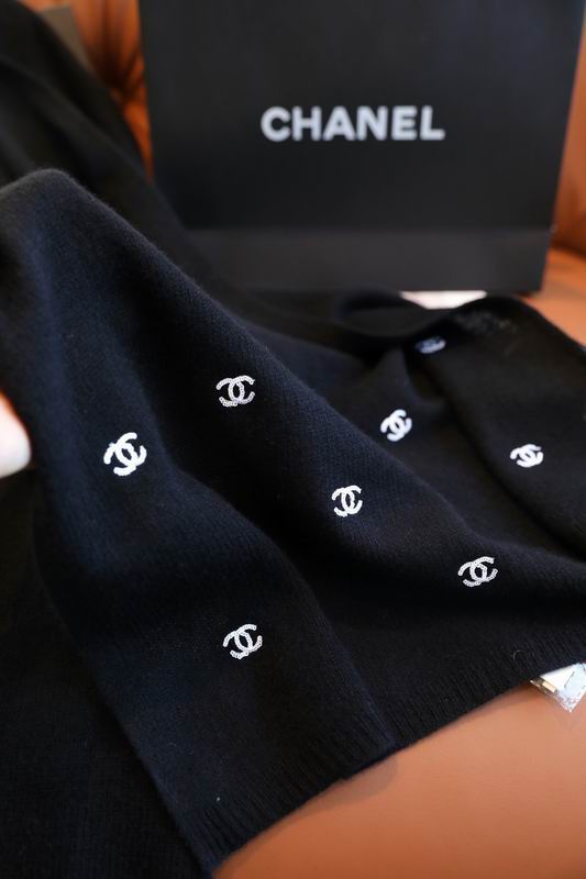 Chanel scarf 65X180cm E (2)