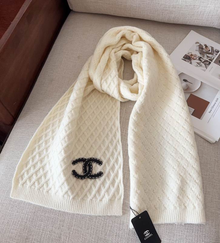 Chanel scarf E (15)