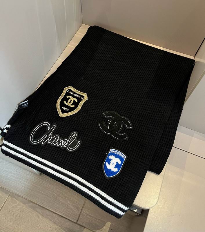 Chanel scarf E (2)