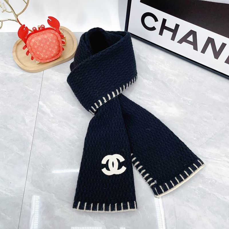 Chanel scarf E (2)