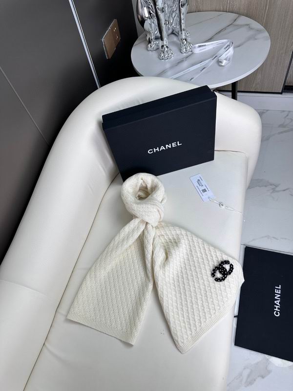 Chanel scarf E (3)