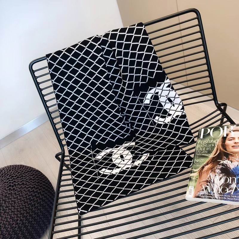 Chanel scarf E (5)