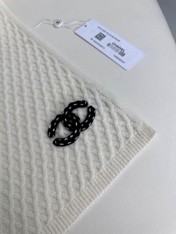 Chanel scarf E (5)