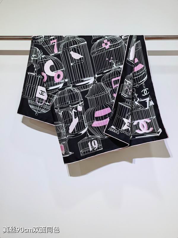 Chanel silk Scarf 90X90cm E11 (3)