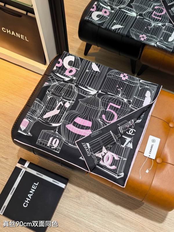 Chanel silk Scarf 90X90cm E11 (7)