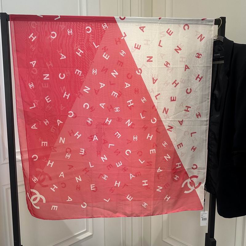 Chanel silk scarf 180-90cm E (1)