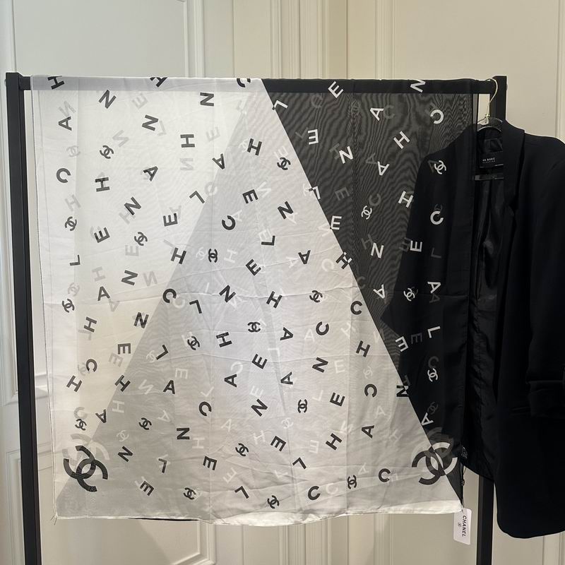 Chanel silk scarf 180-90cm E (2)