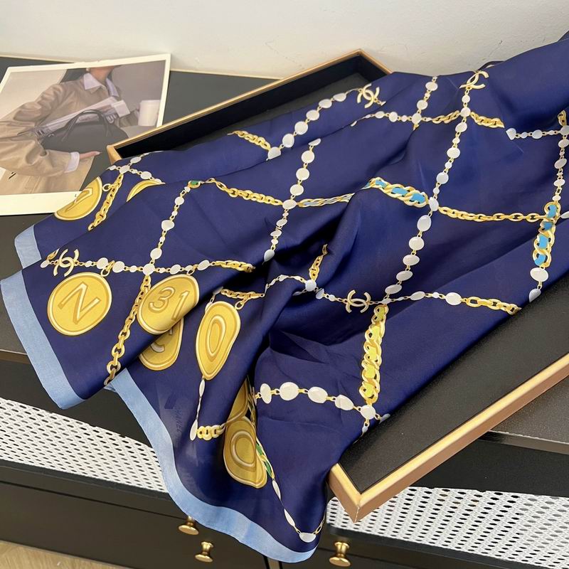 Chanel silk scarf 90-180cm E (10)