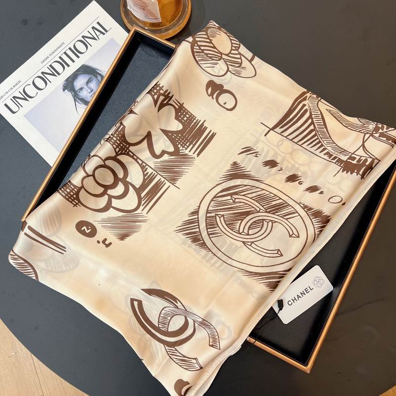 Chanel silk scarf 90-180cm E (12)