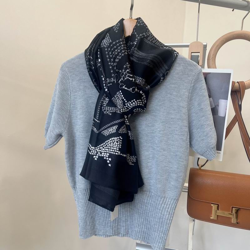Chanel silk scarf 90-180cm E (12)