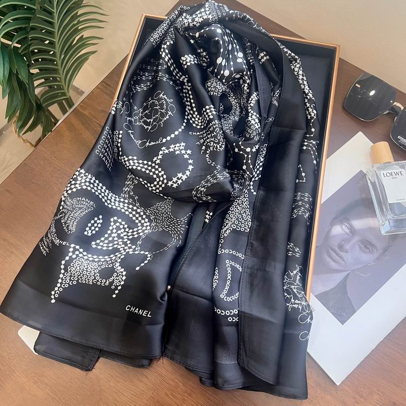 Chanel silk scarf 90-180cm E (14)