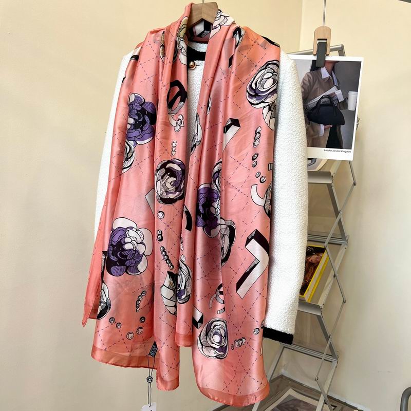 Chanel silk scarf 90-180cm E (2)