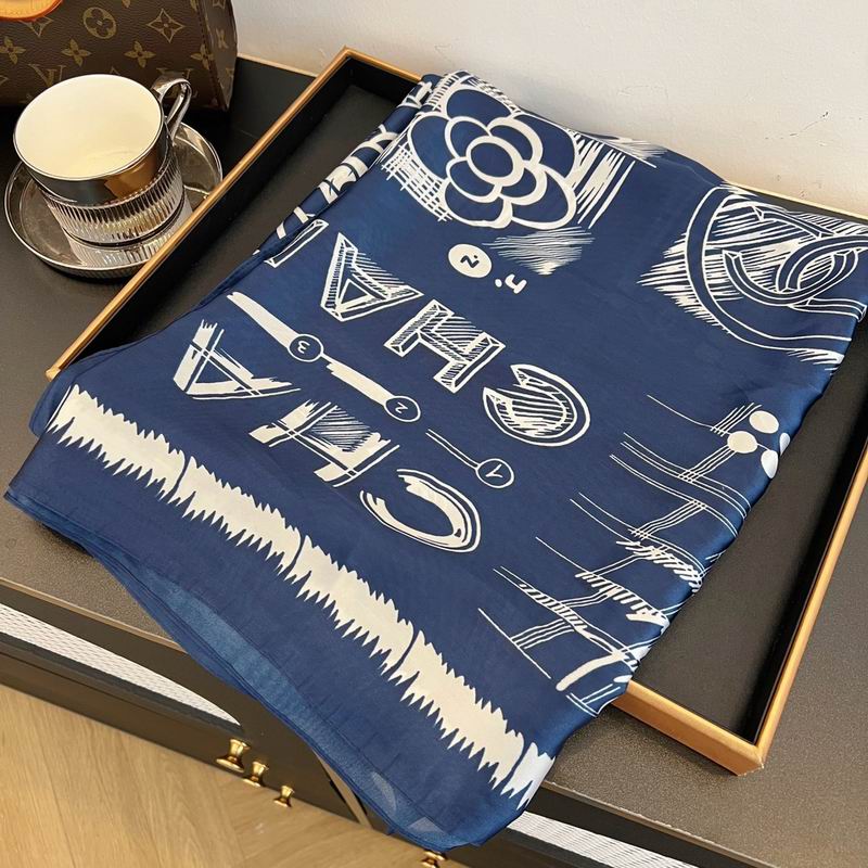 Chanel silk scarf 90-180cm E (24)