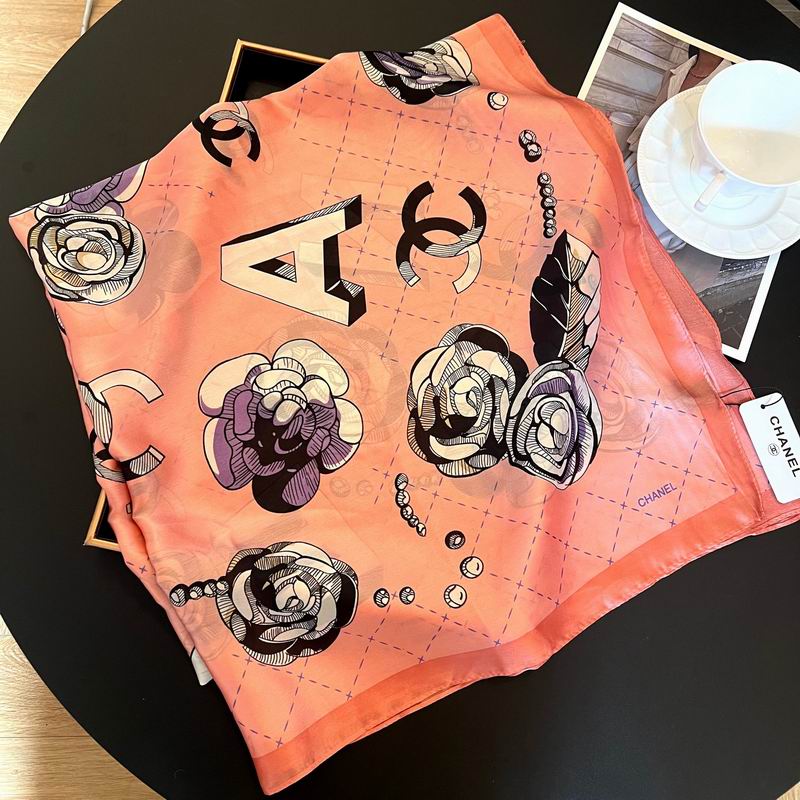 Chanel silk scarf 90-180cm E (5)