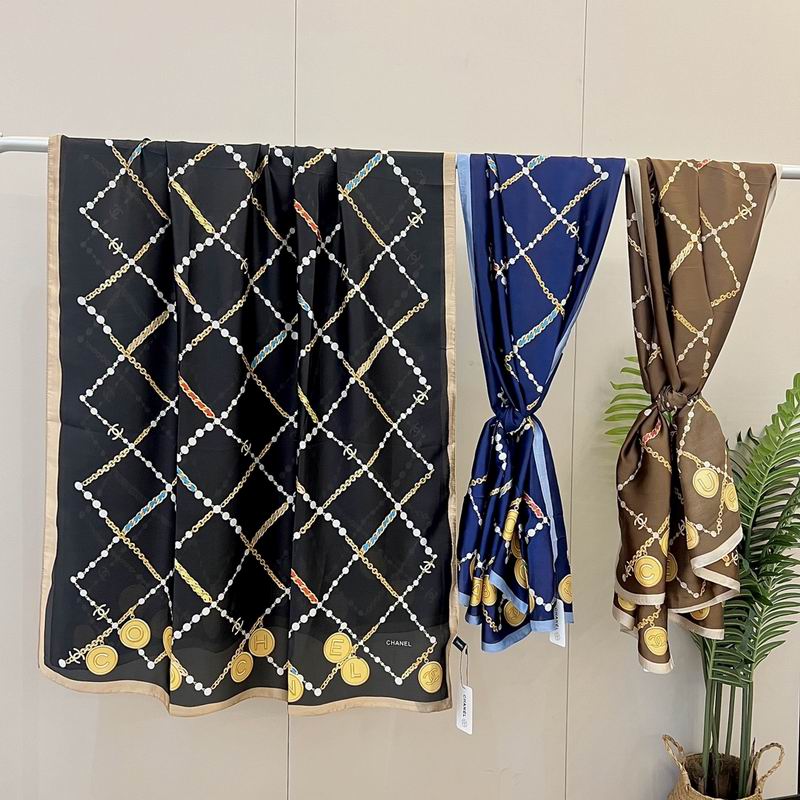 Chanel silk scarf 90-180cm E (6)