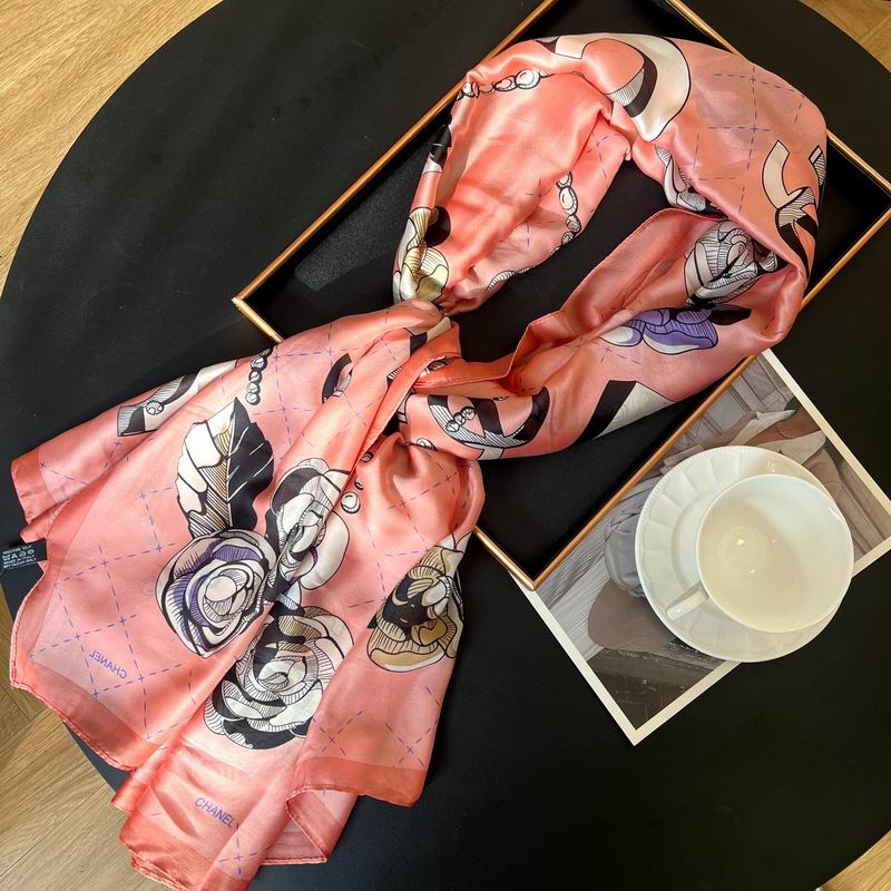Chanel silk scarf 90-180cm E (6)